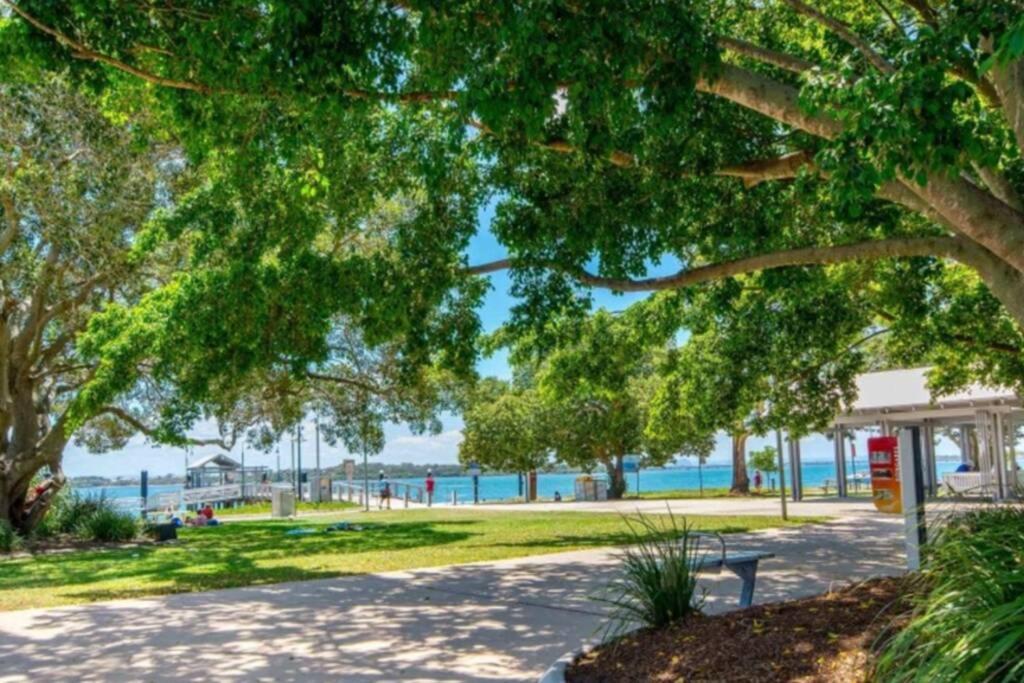 Bribie Island Unit With Pool - Amazing Beaches & Lifestyle! Bongaree Exteriér fotografie